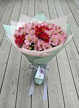Букет цветов из:  Альстромерии в Актаныш