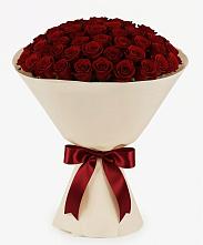 Букет 101 Бордовая роза Блэк Бакарра в Актаныш