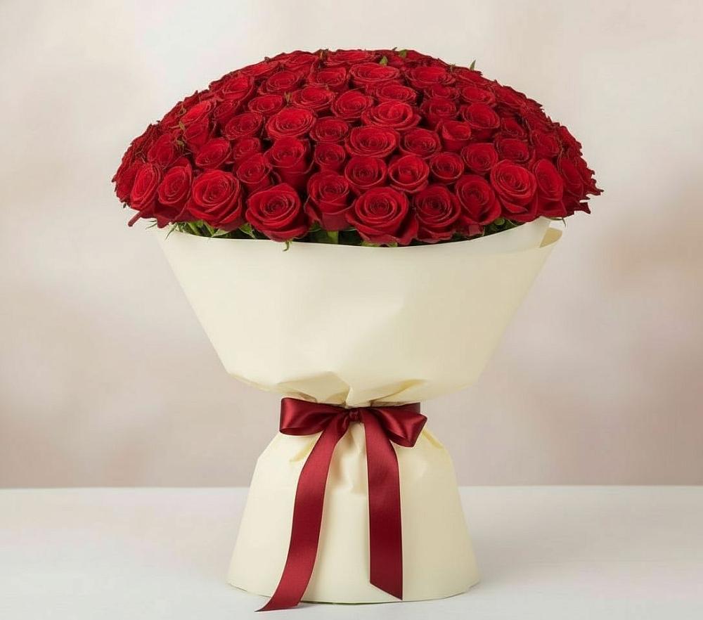 Букет 101 Красная роза Милано в Актаныш