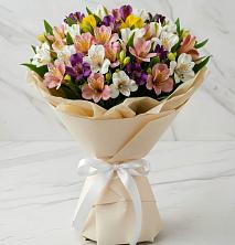 Букет цветов из:  Альстромерии в Актаныш
