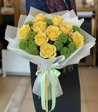 Букет цветов из:  Хризантемы и Розы в Актаныш