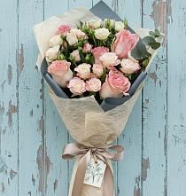 Букет цветов из:  Розы в Актаныш