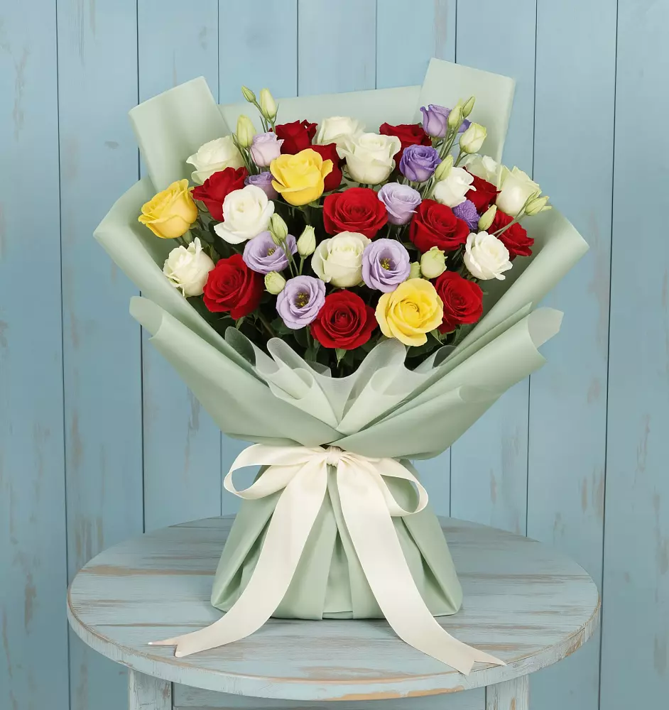 Букет цветов из: Розы в Актаныш