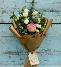 Букет цветов из:  Розы и Лизиантусы #REPLACE_PRED# Актаныш